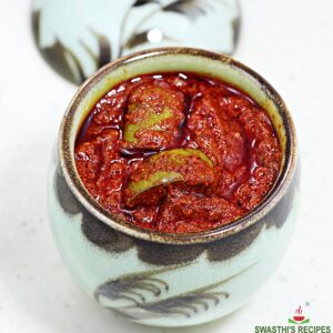 Mango pickle (Avakaya)